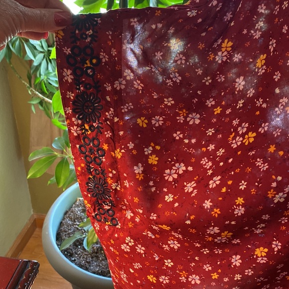 Arizona light weight coverup with embroidered embellishments. Worn once. - Picture 5 of 7